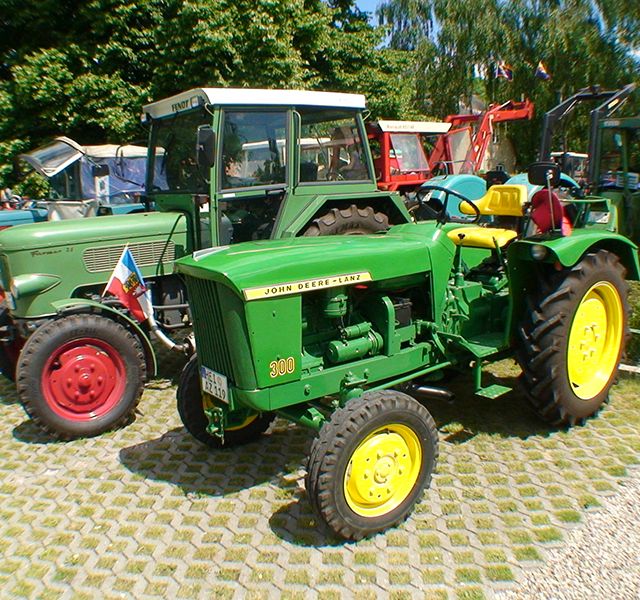 Gaststätte Jägerstuben in Barkenholm Fahrzeug-Event auf unserem Parkplatz