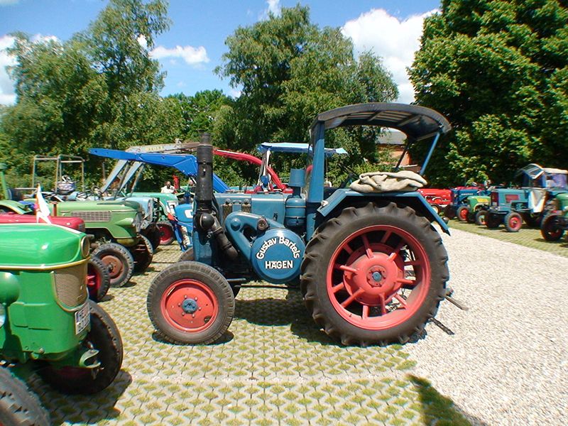 Gaststätte Jägerstuben in Barkenholm Fahrzeug-Event auf unserem Parkplatz