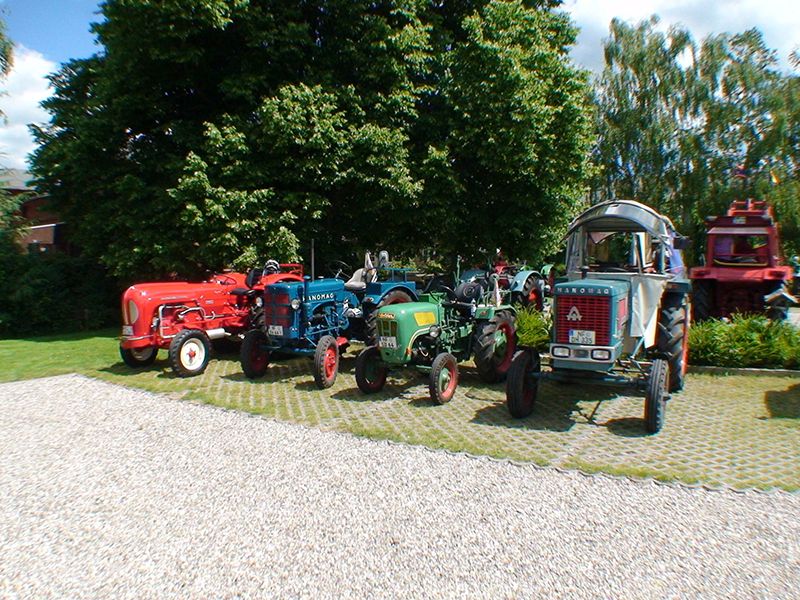Gaststätte Jägerstuben in Barkenholm Fahrzeug-Event auf unserem Parkplatz